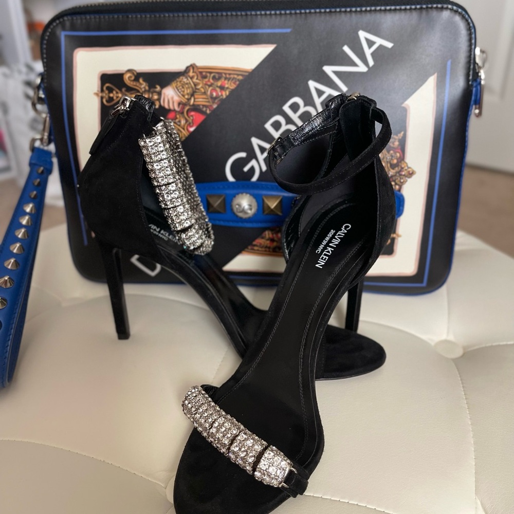 Calvin Klein 205W39NYC “Mismatched” Swarovski Crystal Embellished heels. 8.5